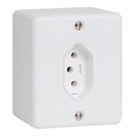 TOM.2P+T FIXA NBR14136 10A L.BOX BC (63140)